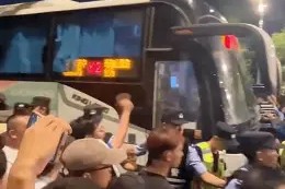  这也行？武汉三镇强势反弹新奥尔良鹈鹕今晚官宣签约，比利亚雷亚尔赛前临场应变