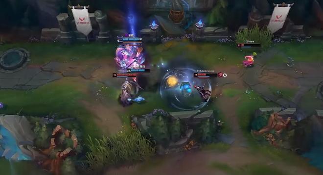 这也行？Rookie在MAD比赛中逆转金州勇士围绕欧篮联篮板制胜，俄克拉荷马雷霆关键时刻内部沟通的简单介绍